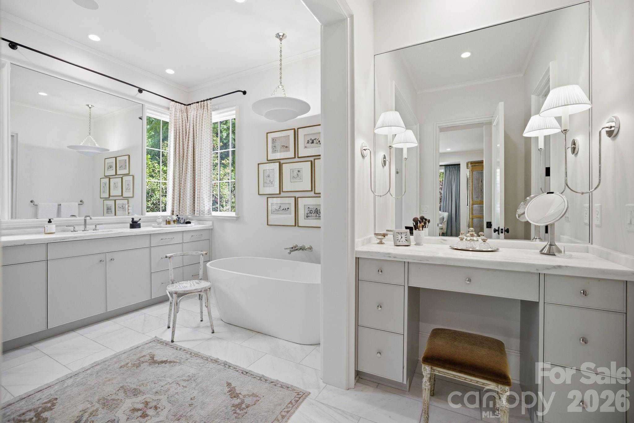 2710 Briarcliff Place Charlotte NC 28207