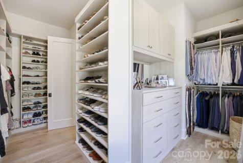 2710 Briarcliff Place Charlotte NC 28207