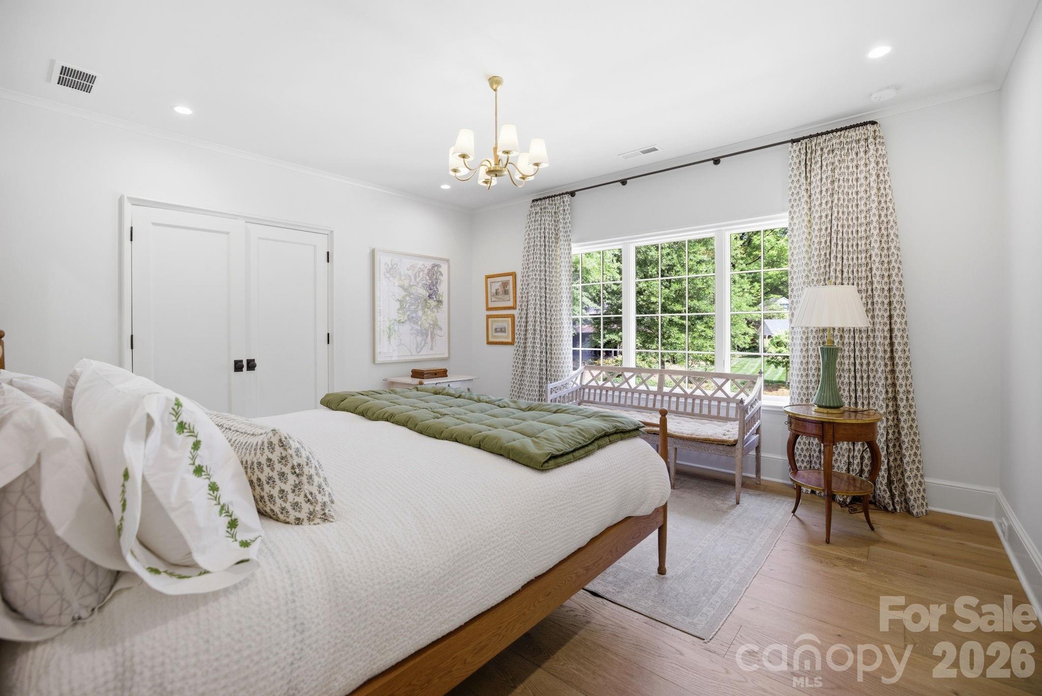 2710 Briarcliff Place Charlotte NC 28207