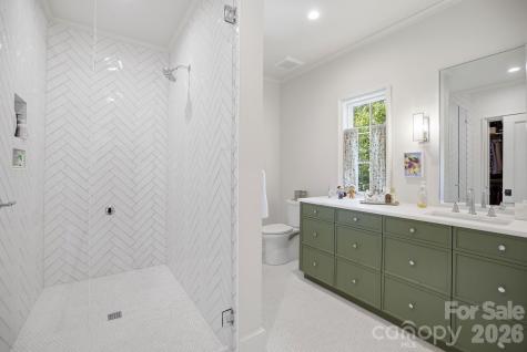 2710 Briarcliff Place Charlotte NC 28207