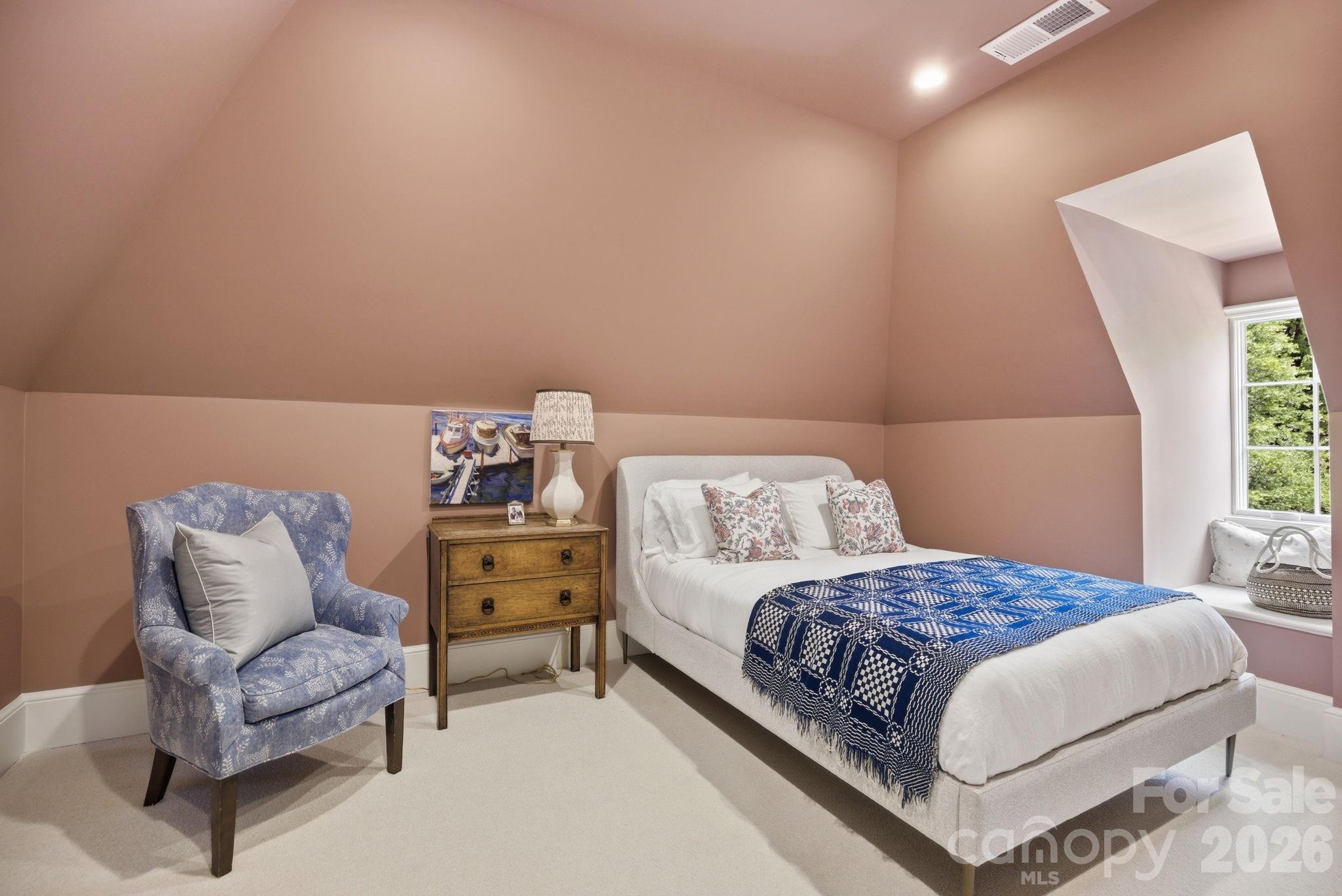 2710 Briarcliff Place Charlotte NC 28207