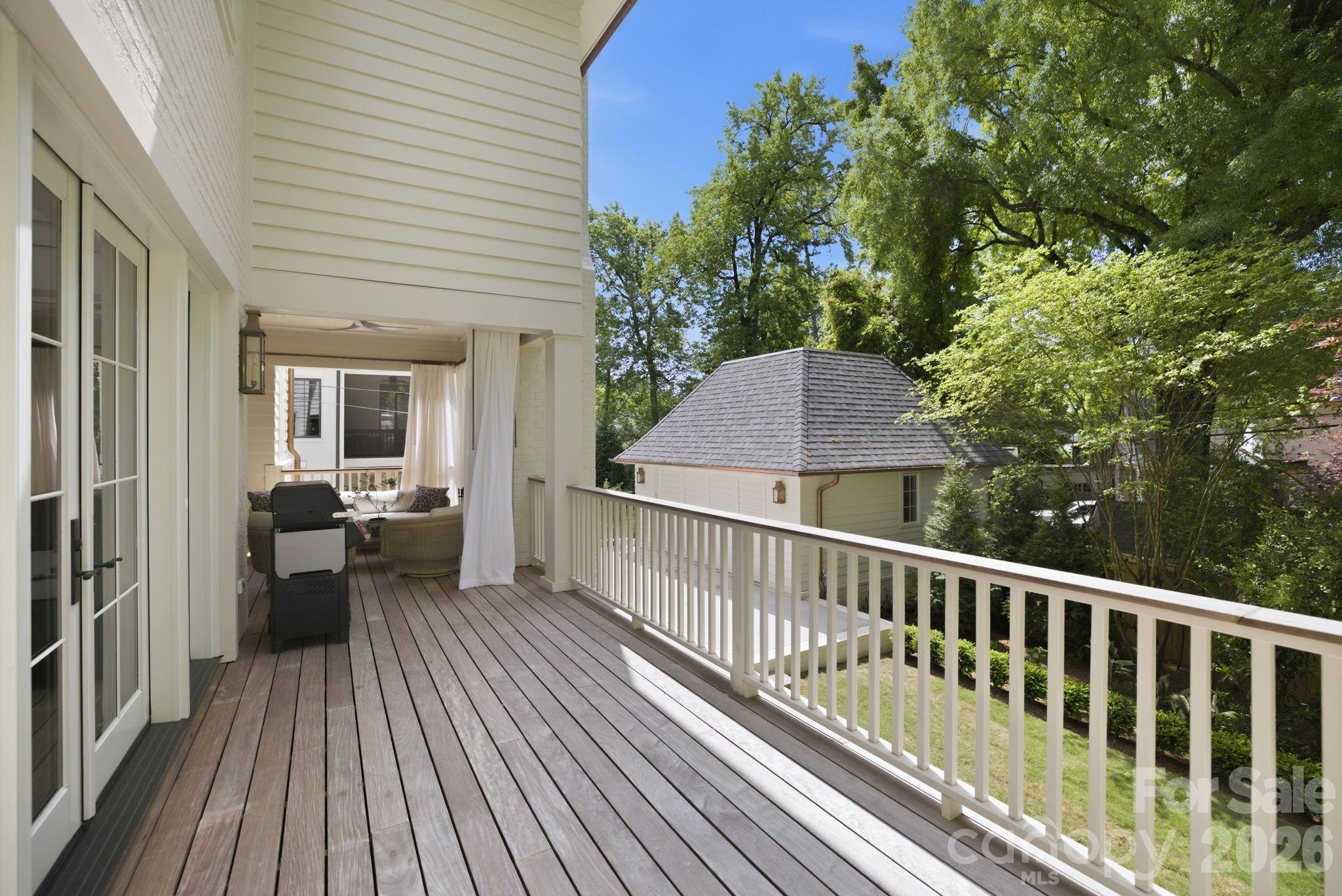 2710 Briarcliff Place Charlotte NC 28207
