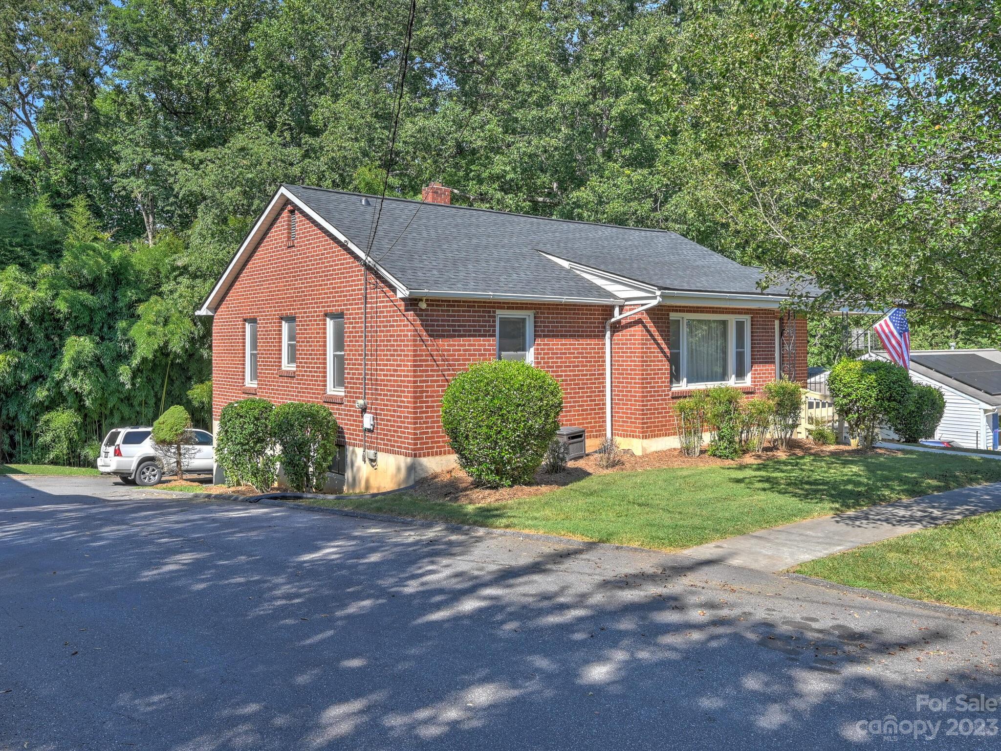 65 Craggy Avenue Asheville NC 28806