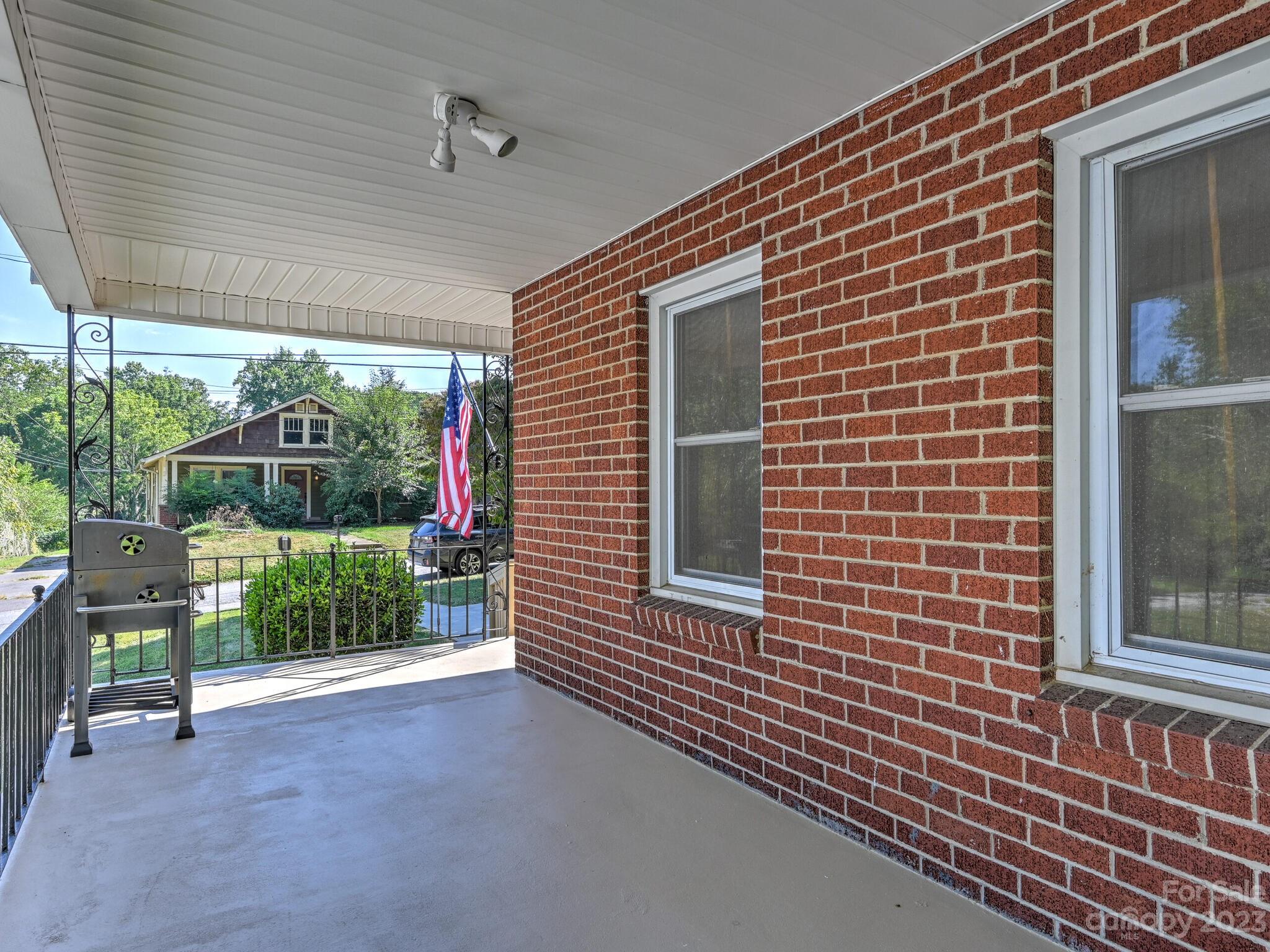 65 Craggy Avenue Asheville NC 28806