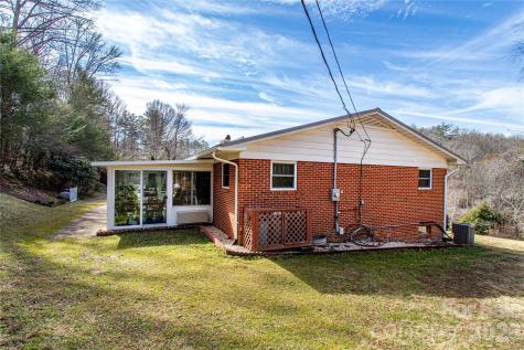 356 Pleasant Hill Drive Brevard NC 28712