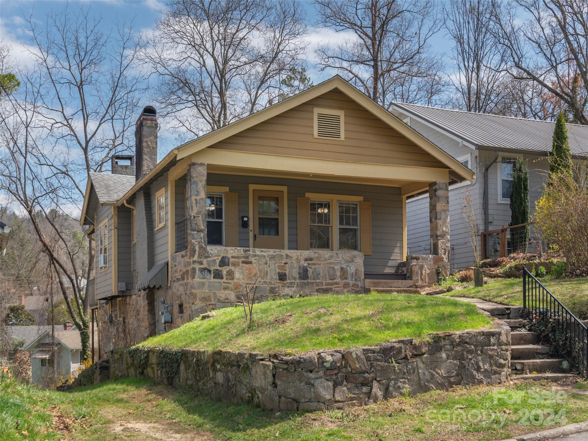 141 Linden Avenue Asheville NC 28801