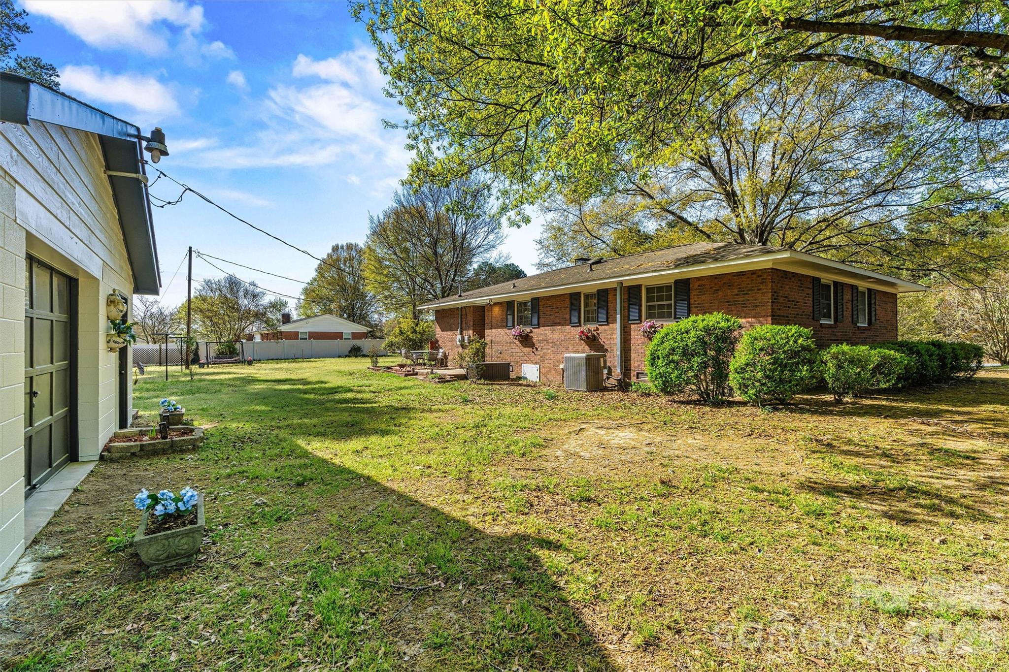 5329 E Highway 27 Highway Iron Station NC 28080