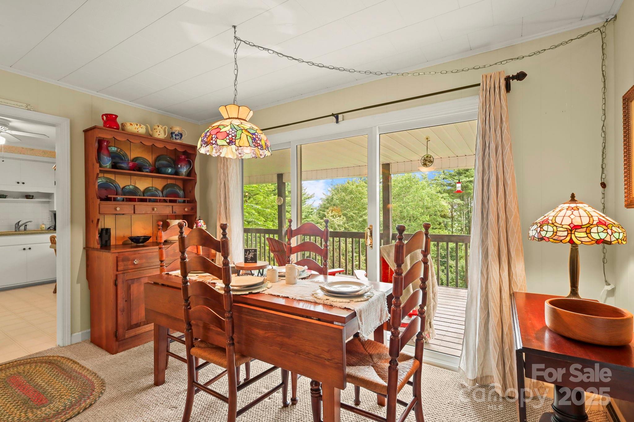 1074 Nikanor Road West Jefferson NC 28694