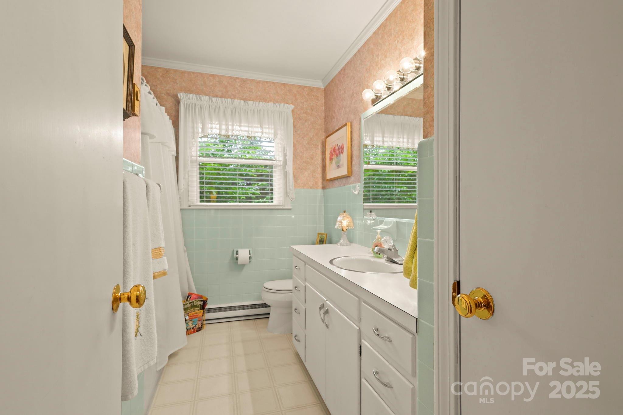 1074 Nikanor Road West Jefferson NC 28694