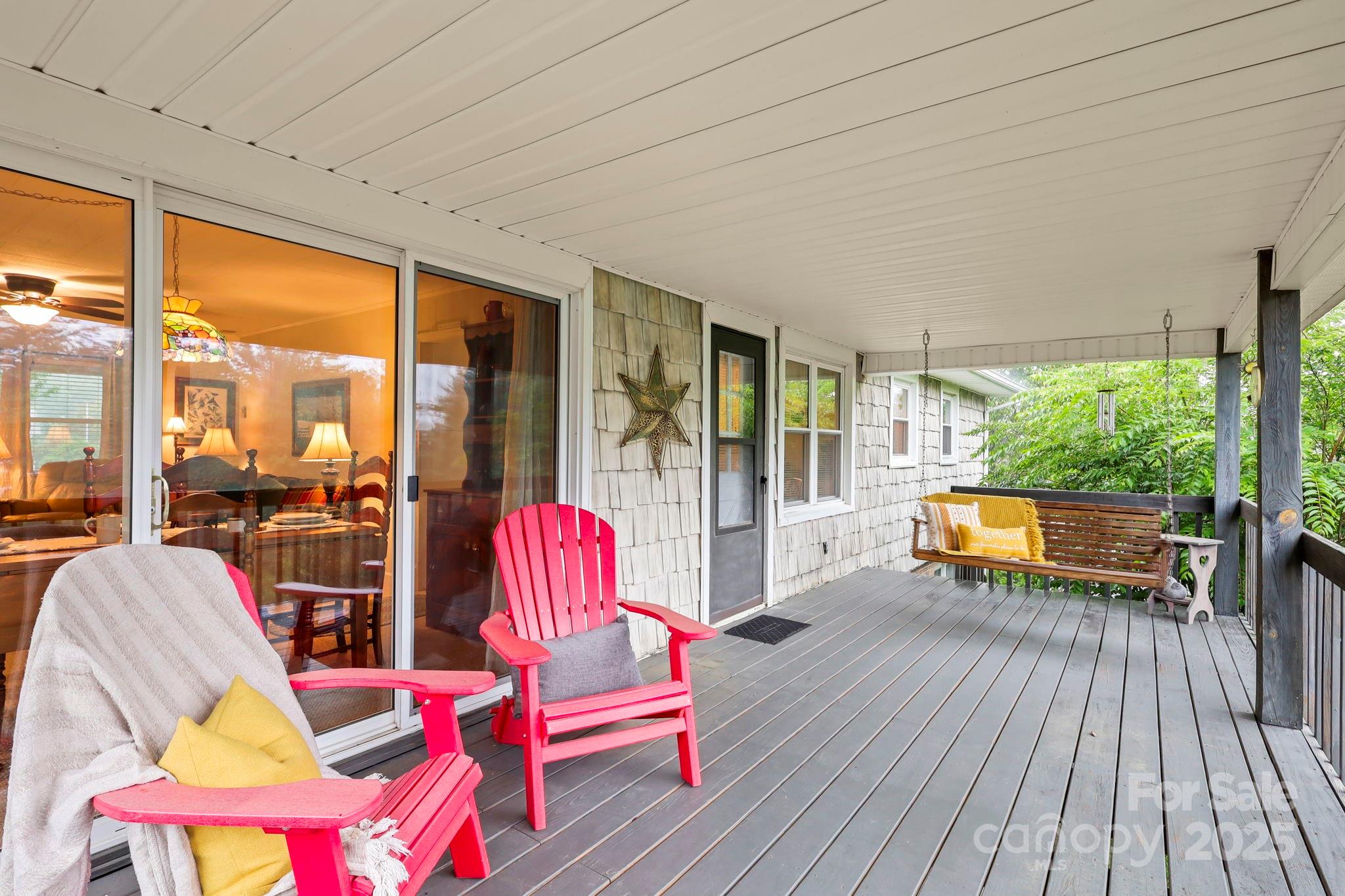 1074 Nikanor Road West Jefferson NC 28694