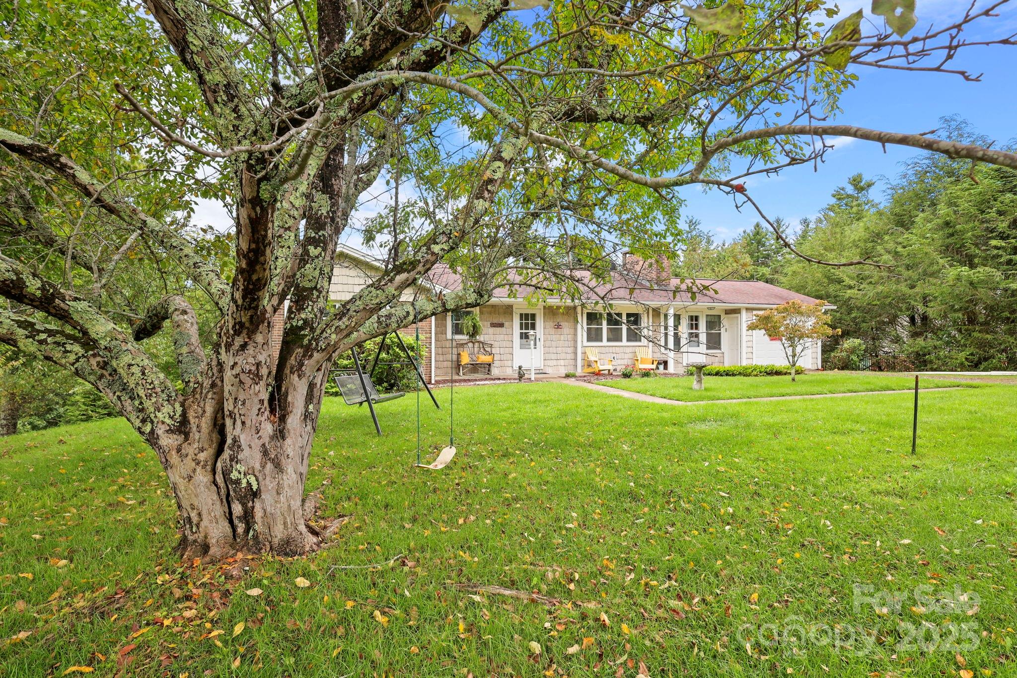 1074 Nikanor Road West Jefferson NC 28694