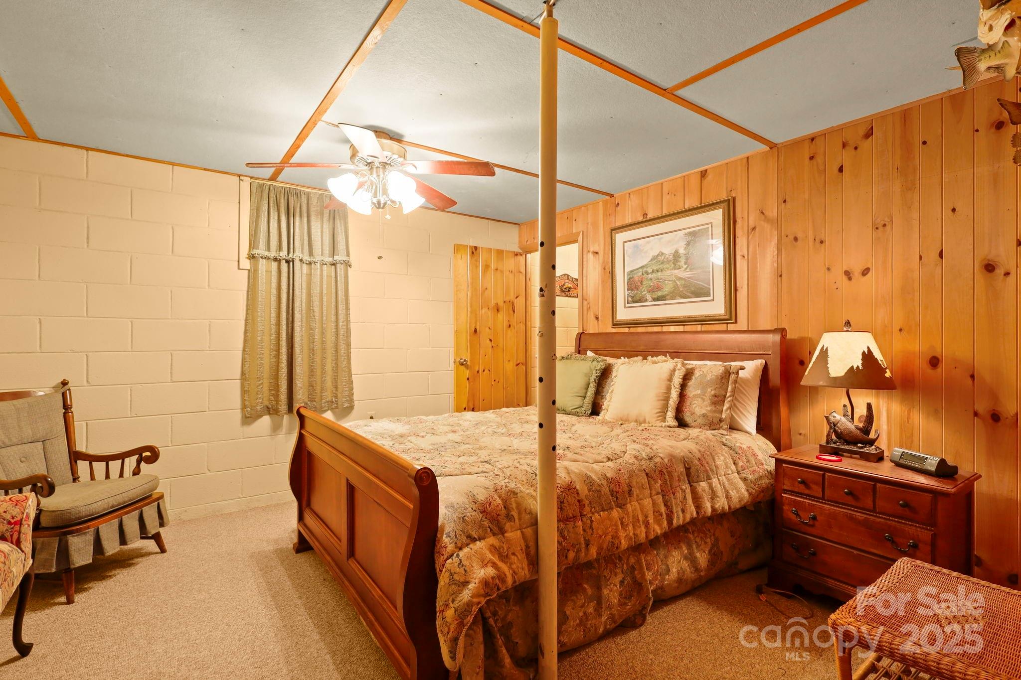 1074 Nikanor Road West Jefferson NC 28694