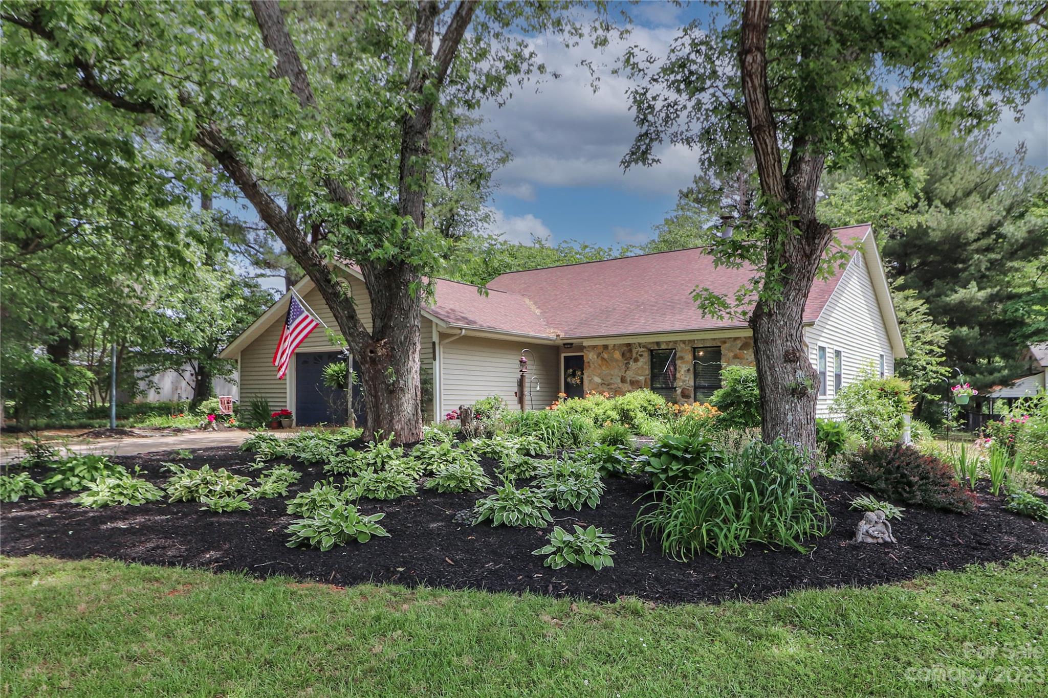 1508 Cameron Drive Statesville NC 28625
