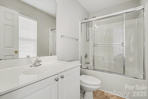 5518 Santeelah Court Charlotte NC 28217