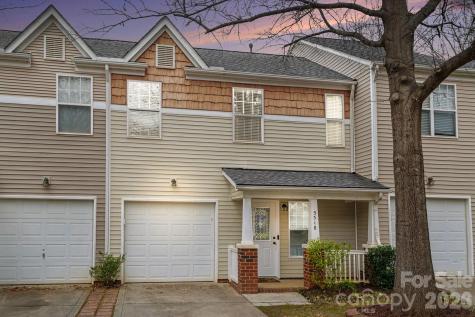 5518 Santeelah Court Charlotte NC 28217