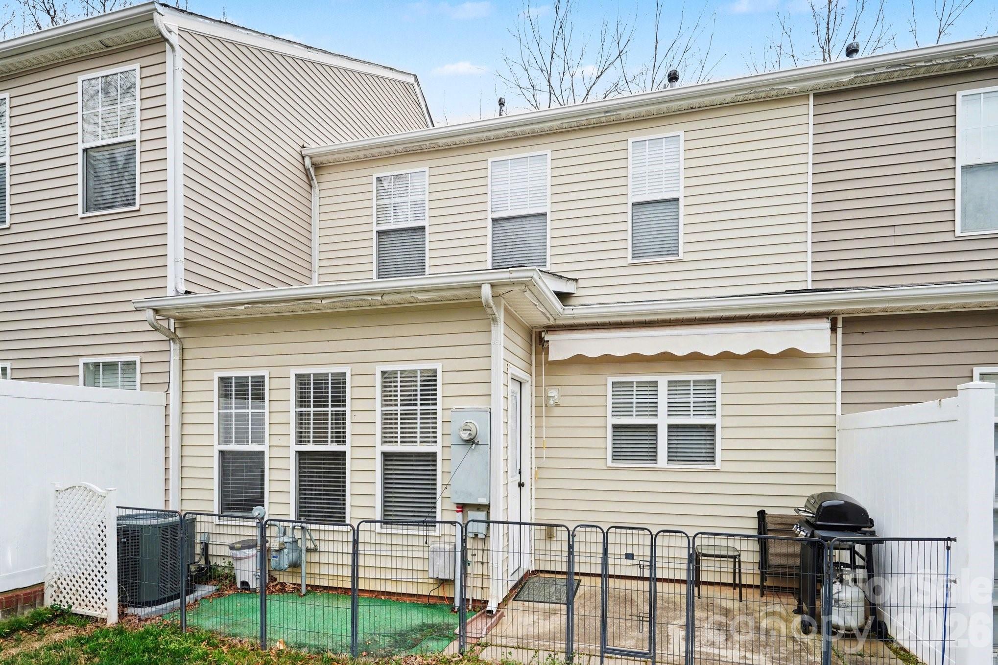 5518 Santeelah Court Charlotte NC 28217