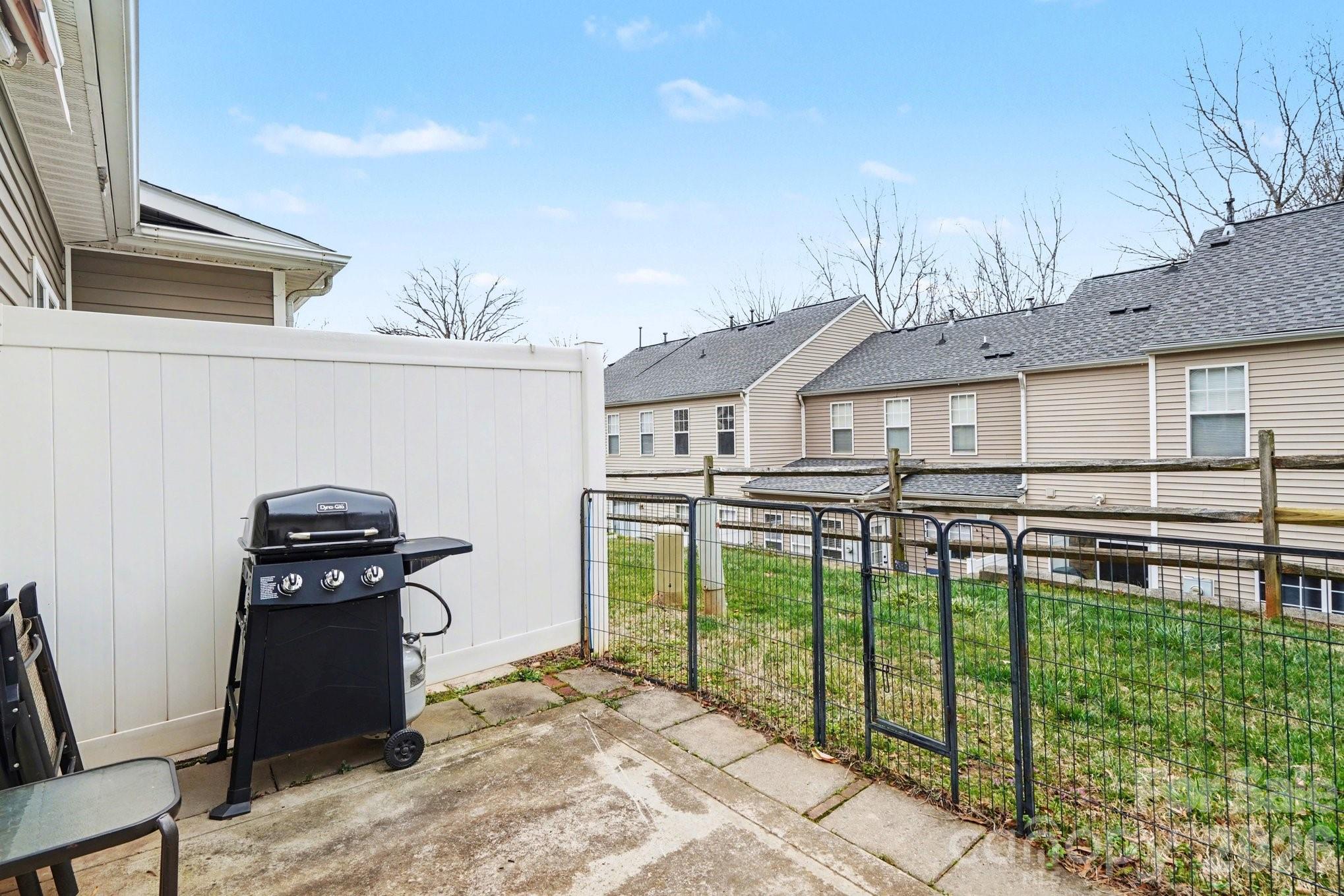 5518 Santeelah Court Charlotte NC 28217