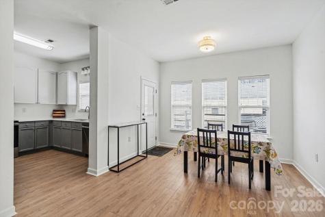 5518 Santeelah Court Charlotte NC 28217
