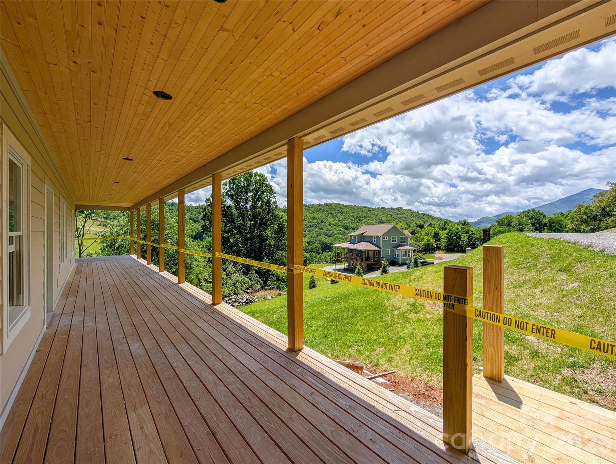 338 Majestic Mountain Drive Burnsville NC 28714