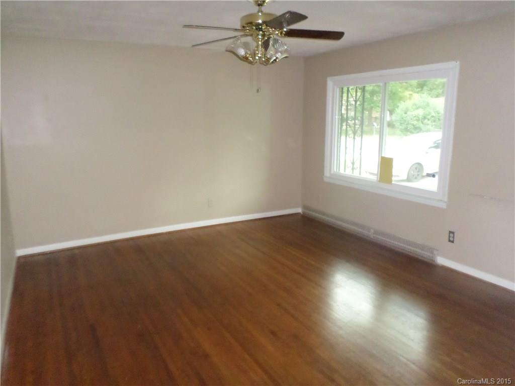 4501 Belle Plaine Drive Charlotte NC 28215