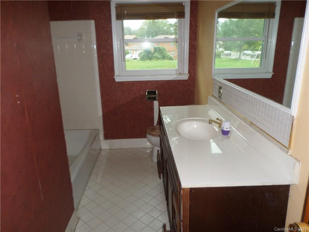4501 Belle Plaine Drive Charlotte NC 28215