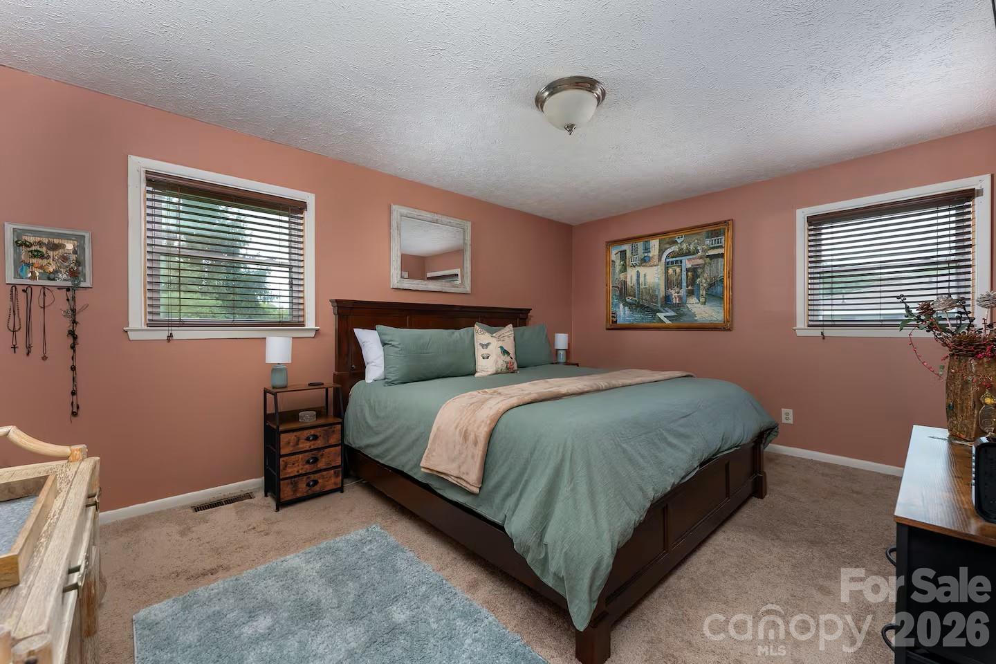 124 Oak Hill Road Candler NC 28715