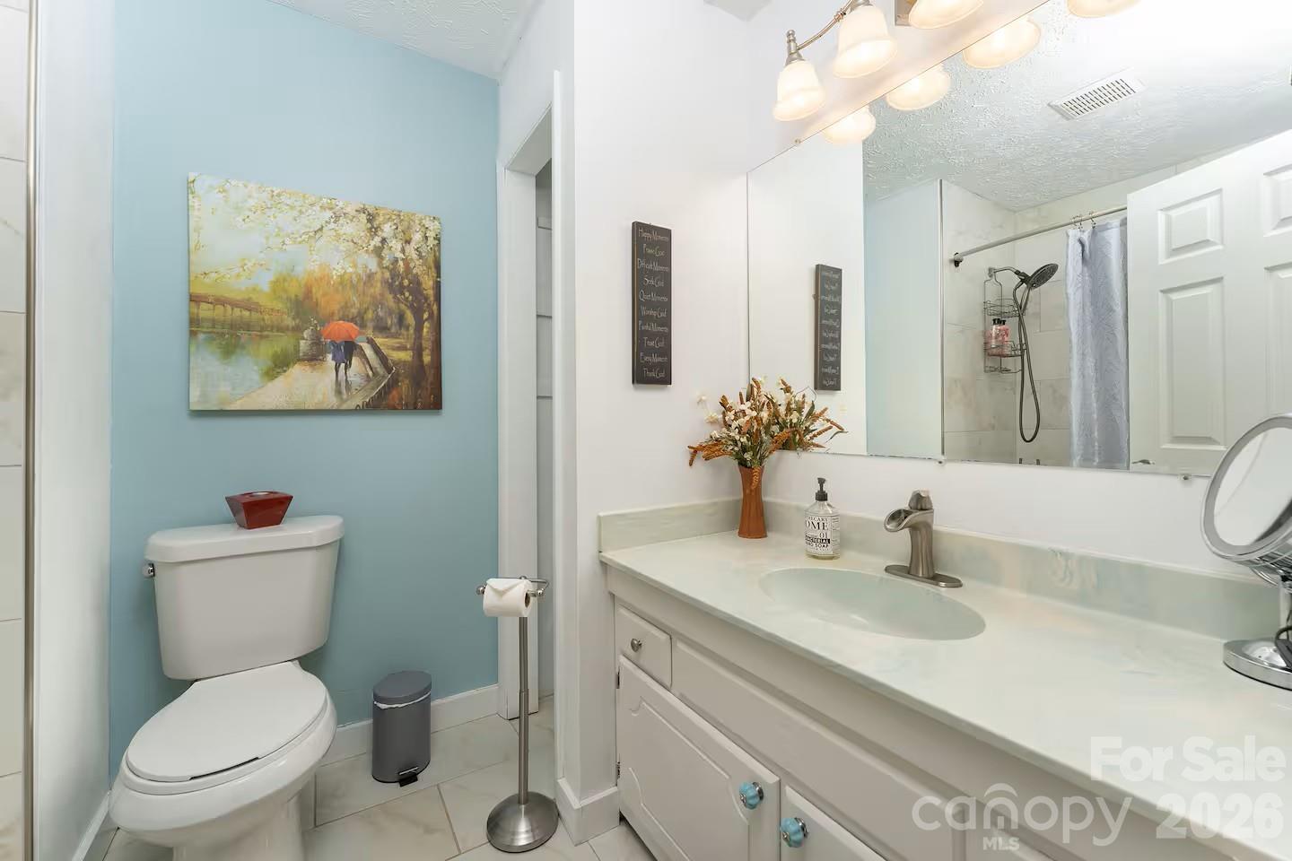124 Oak Hill Road Candler NC 28715