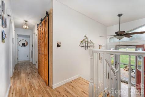 124 Oak Hill Road Candler NC 28715