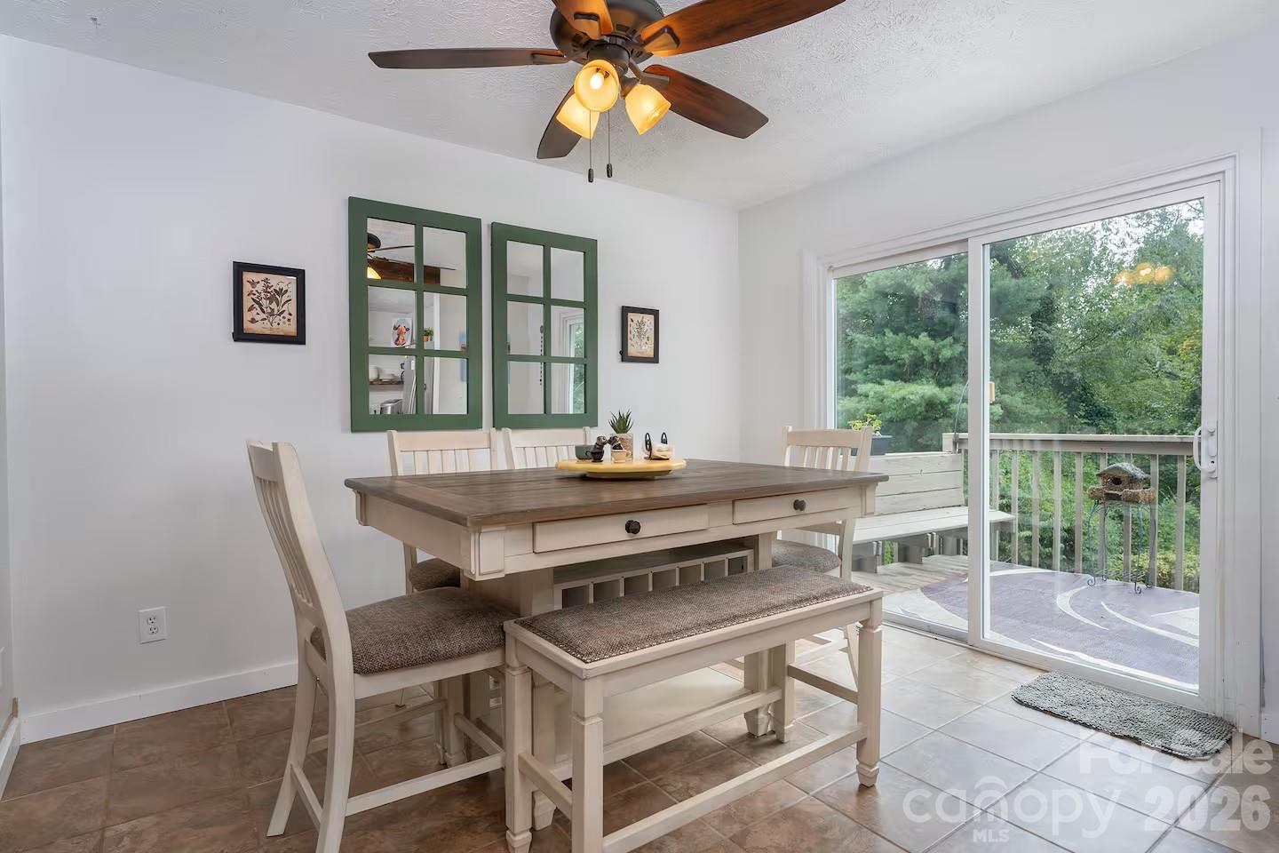 124 Oak Hill Road Candler NC 28715