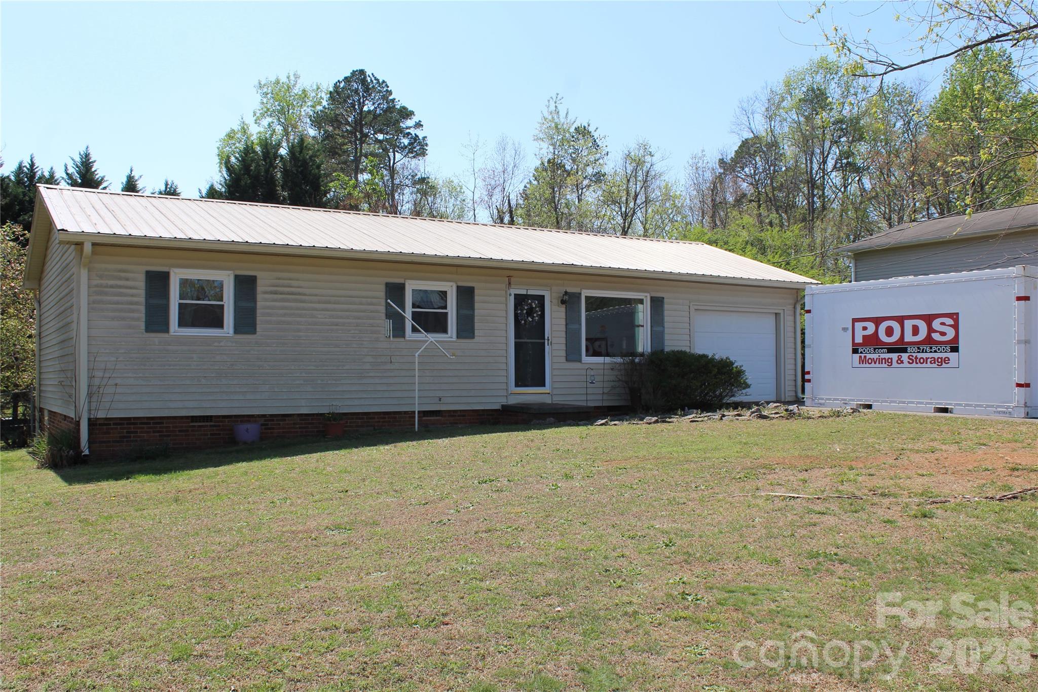 5445 Glenview Drive Hickory NC 28602