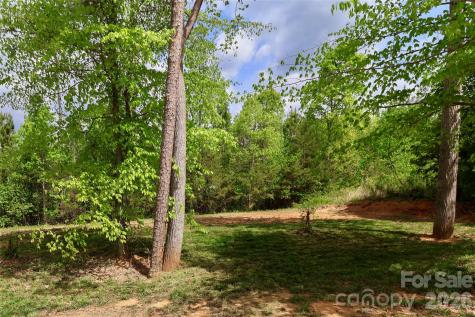 162 Four Andrews Drive Harmony NC 28634