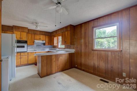 22271 Hwy 151 Highway McBee SC 29101
