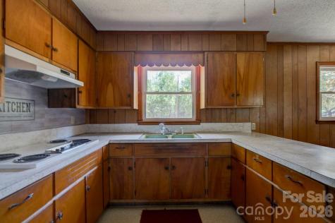 22271 Hwy 151 Highway McBee SC 29101