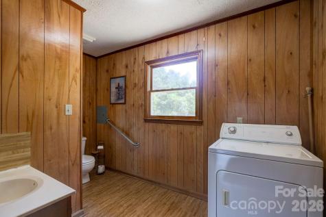 22271 Hwy 151 Highway McBee SC 29101