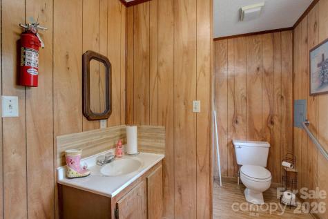 22271 Hwy 151 Highway McBee SC 29101