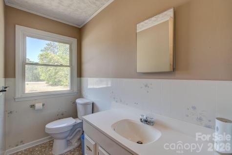 22271 Hwy 151 Highway McBee SC 29101