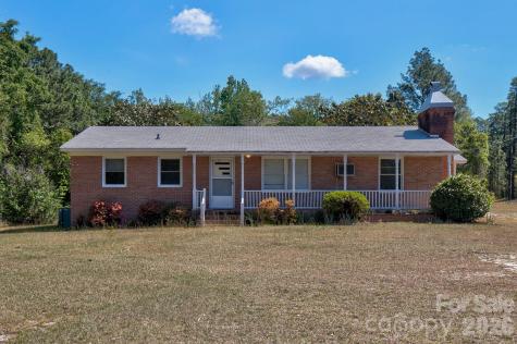 22271 Hwy 151 Highway McBee SC 29101