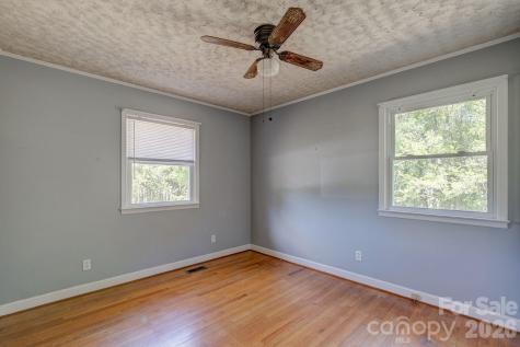 22271 Hwy 151 Highway McBee SC 29101