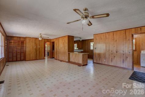 22271 Hwy 151 Highway McBee SC 29101