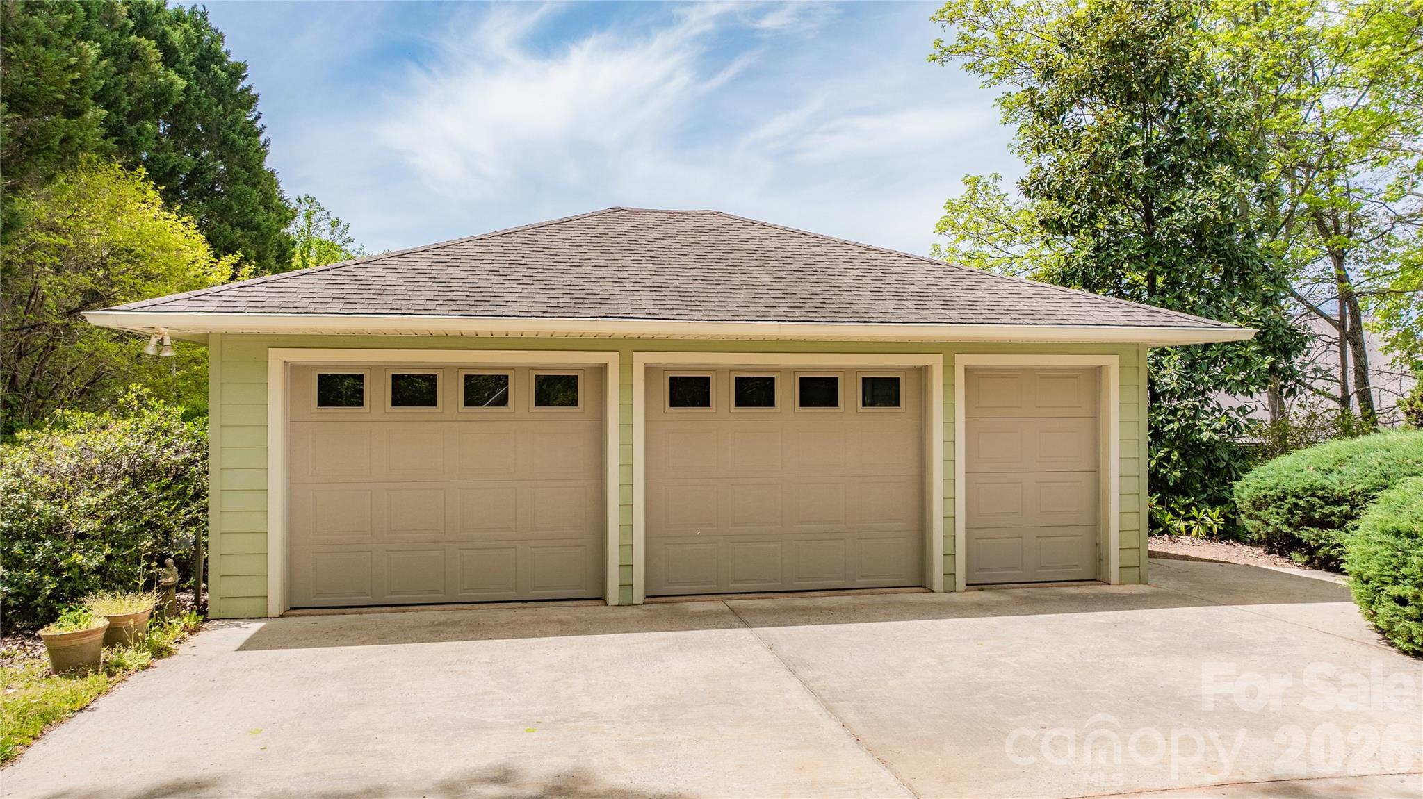 27 Magnolia Drive Nebo NC 28761