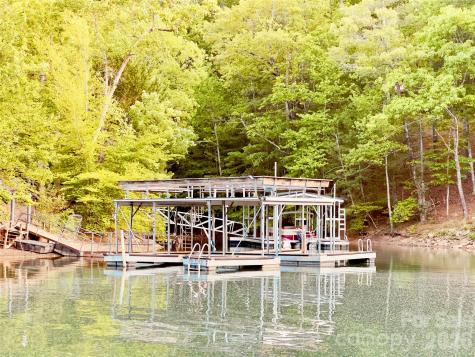 27 Magnolia Drive Nebo NC 28761