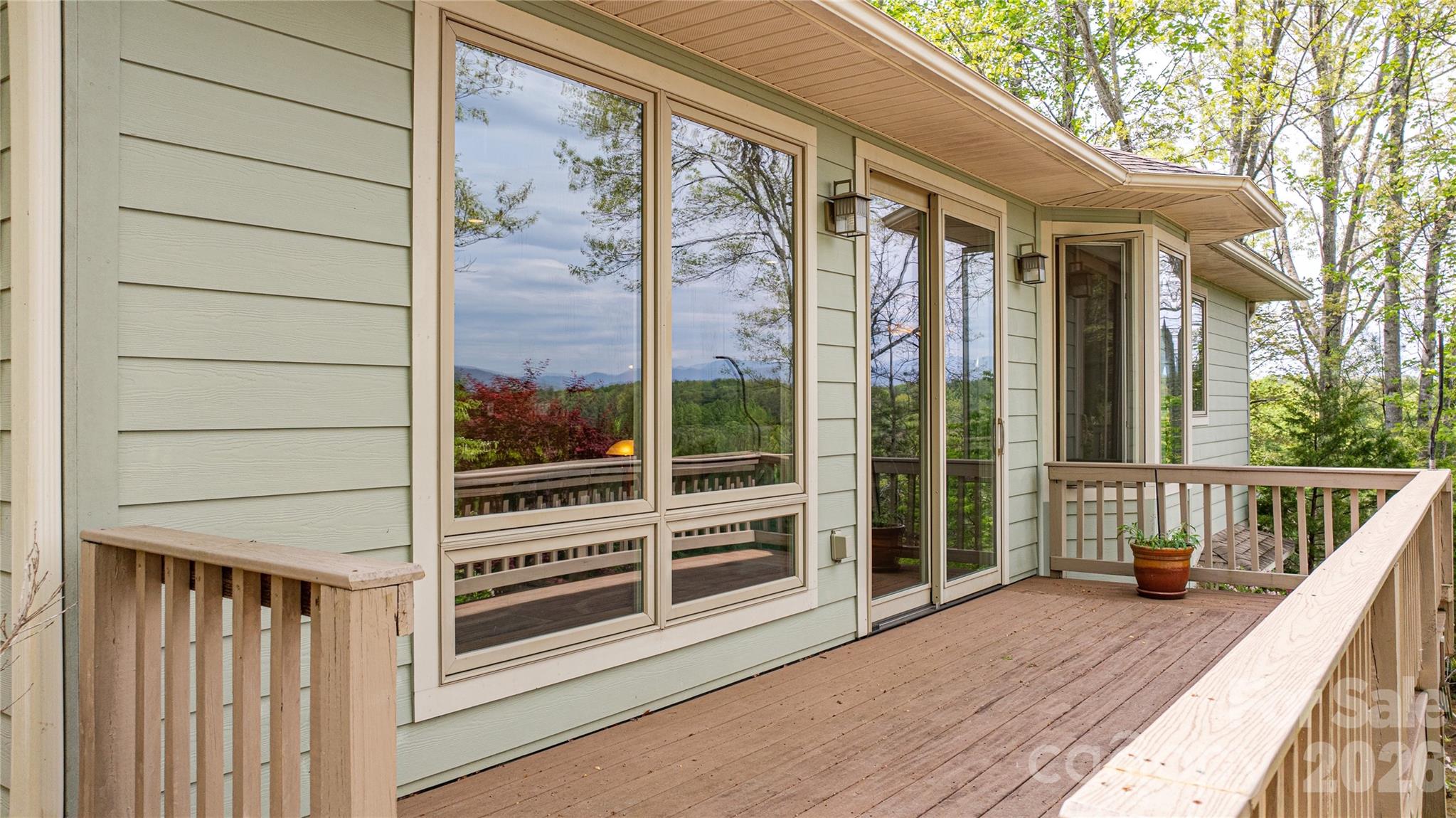 27 Magnolia Drive Nebo NC 28761