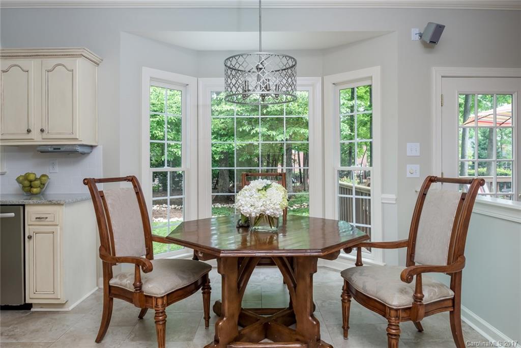 6623 Lyndonville Drive Charlotte NC 28277