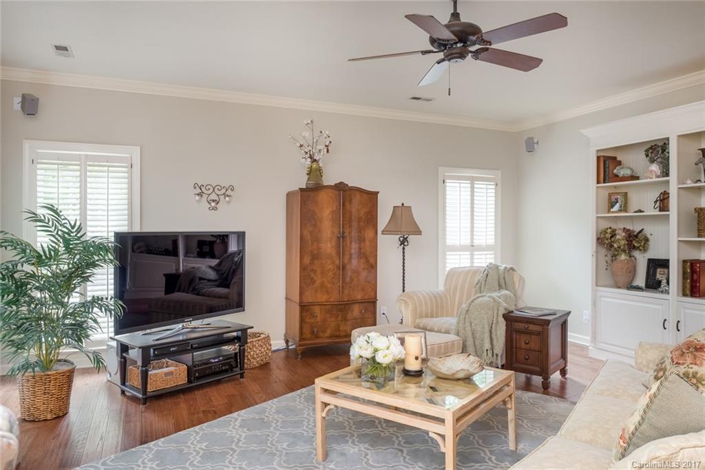 6623 Lyndonville Drive Charlotte NC 28277