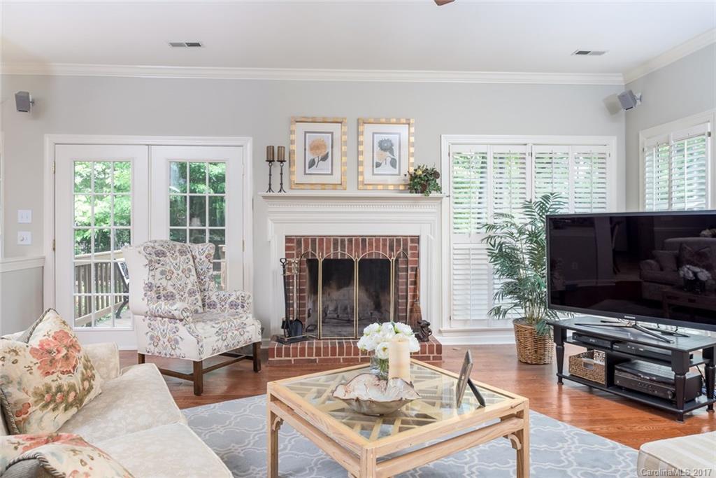 6623 Lyndonville Drive Charlotte NC 28277