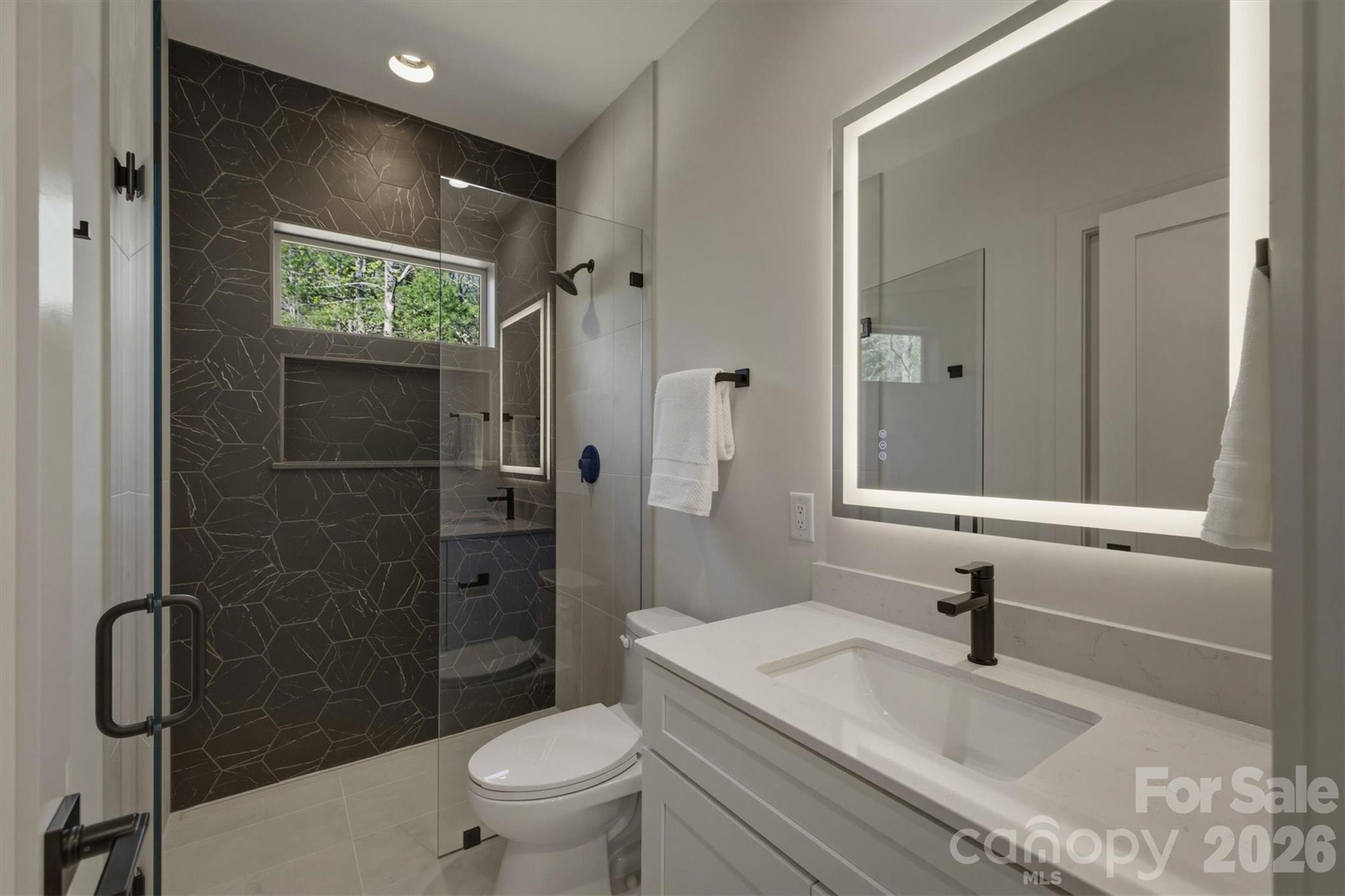 173 Waters Edge Drive Nebo NC 28761