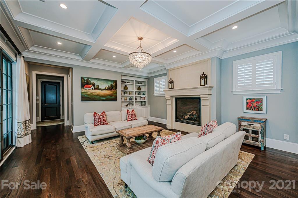 5528 Carmel Park Drive Charlotte NC 28226