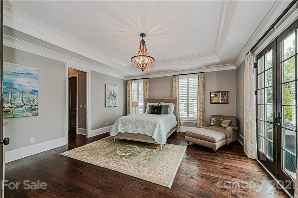 5528 Carmel Park Drive Charlotte NC 28226