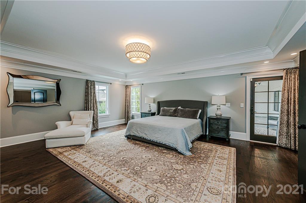 5528 Carmel Park Drive Charlotte NC 28226