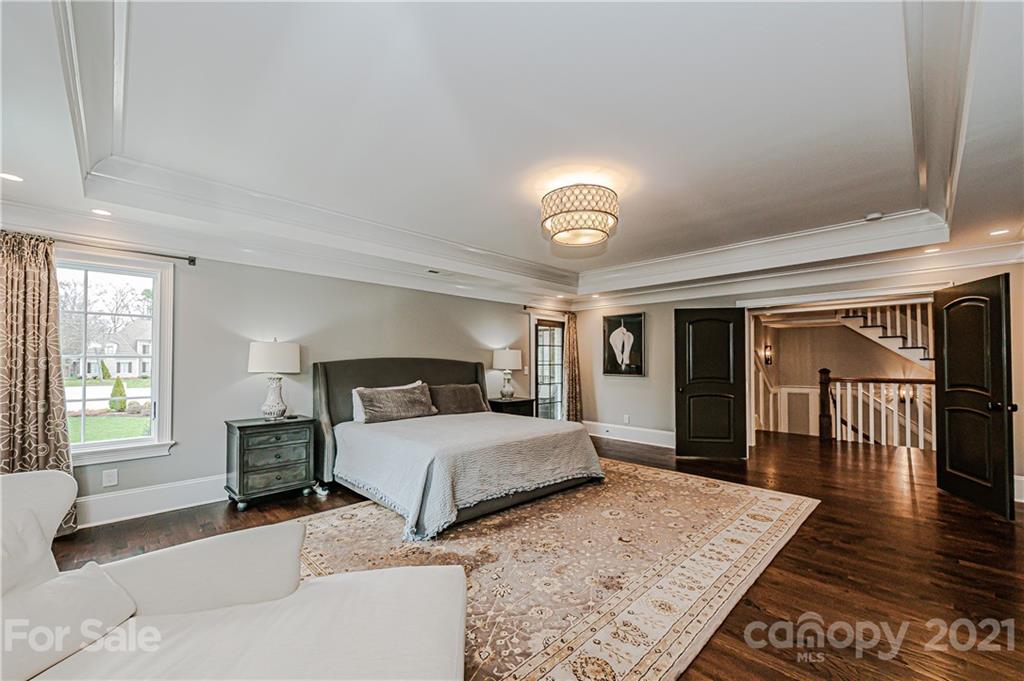 5528 Carmel Park Drive Charlotte NC 28226
